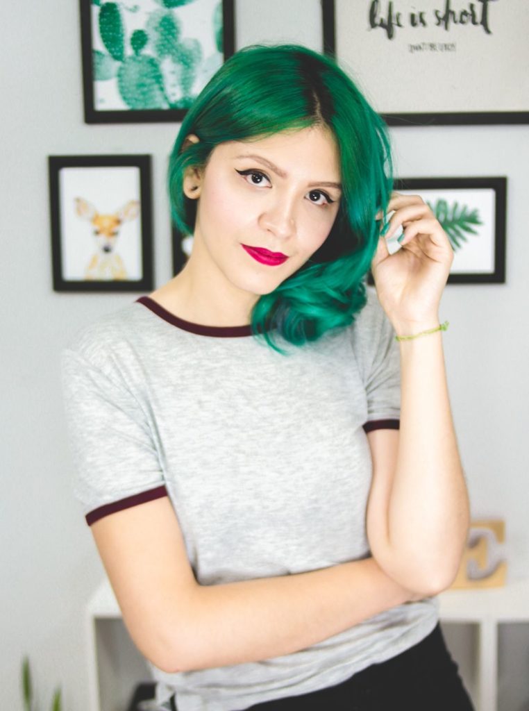 cabelo verde com anilina